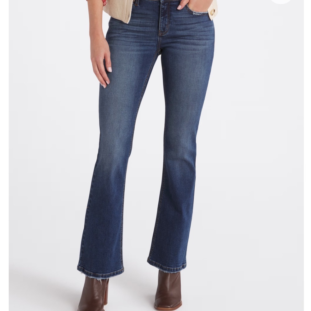 New KanCan Ivy Boot Cut Jeans